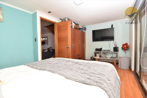 Se Vende Casa 5d 2b, Comuna De Maipú.