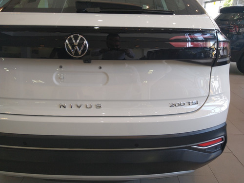Imagen 6 de 21 de Volkswagen Nivus Highline 200 Tsi At #15
