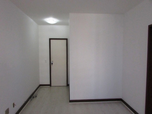 Imagem 9 de 30 de Apartamento 4 Quartos Sendo 3 Suítes (1 Suite Master Com Closet E Hidro) 190m2 Na Pituba - Iur498p - 70364986