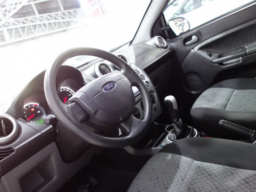 Ford Fiesta Fiesta 1.0 ROCAM HATCH 8V FLEX 4P MANUAL