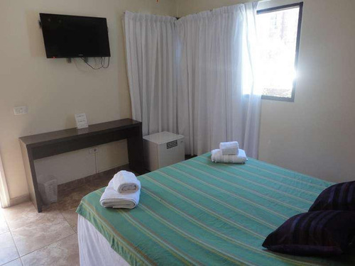 Imagen 19 de 24 de Hotel En Calle 18 De Julio- Colonia Del Sacramento