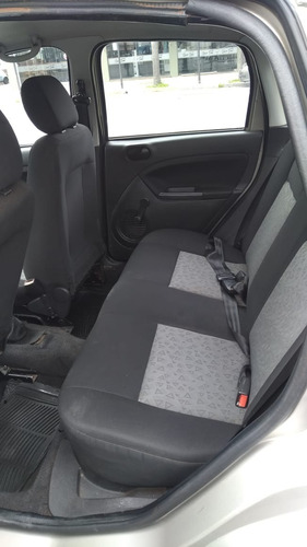 Ford Fiesta Max Ambiente