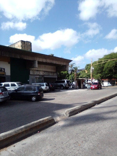 Imagen 12 de 16 de . Solo Venta. Local Comercial Nivel Calle C.c. Vista Alegre 180 M2.