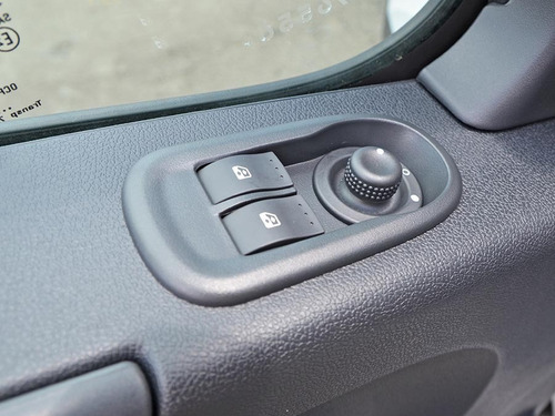 Imagem 11 de 12 de Renault Master 2.3 Pack Luxo Com Baú 2022
