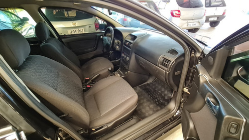 Imagem 9 de 15 de Chevrolet Astra Sedan Advantage 2.0 8v Flex 2007 Completo