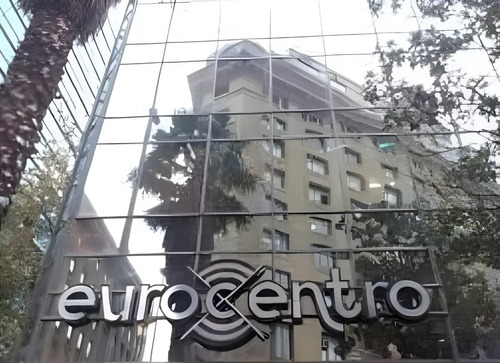 Local Comercial En Galería Eurocentro. Metro U De Chile