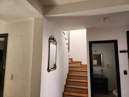 Casa En Renta En Colonia San Mateo Otzacatipan, Toluca, Estado De México