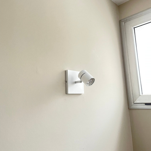 Imagen 4 de 5 de Aplique De Techo Y Pared Höllsen Con Base Cuadrada