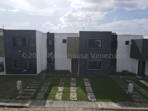 Imagen 11 de 30 de Casas En Venta En Av Intercomunal Cabudare , Lara #23-7327 Agente Inmobiliario Romer Gonzalez : 04147086673