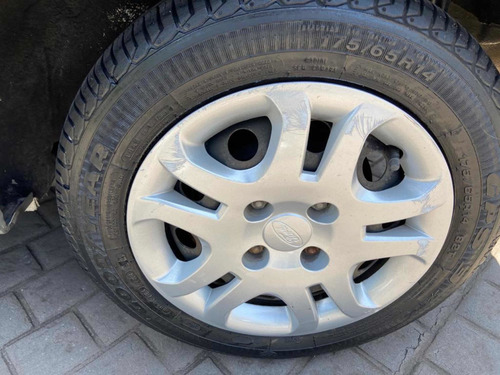 Imagem 10 de 13 de Ford Fiesta 2014 1.0 Rocam Se Flex 5p