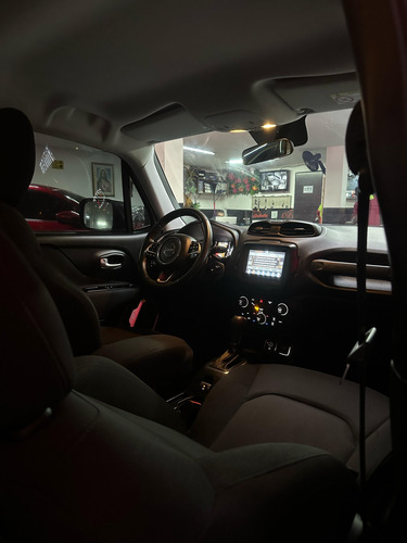 Jeep Renegade 1.8 Sport