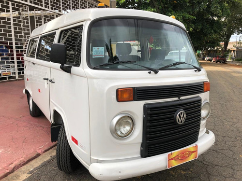 Volkswagen Kombi Standard 1.4 Mi Total Flex 8v