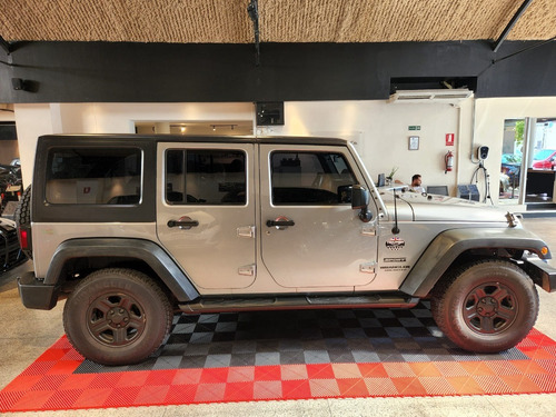 Imagen 4 de 15 de Jeep Wrangler Sport Motor 3.6 Hilton Motors Co