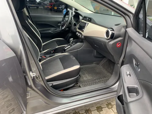 Nissan Versa 1.6 Advance
