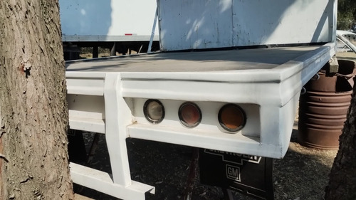 Plataforma Desmontada De Una Chevrolet 3 1/2