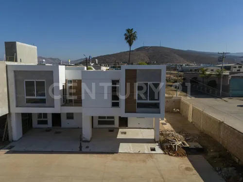 Casas En Preventa En Residencial Diamante En Ensenada, B.c.