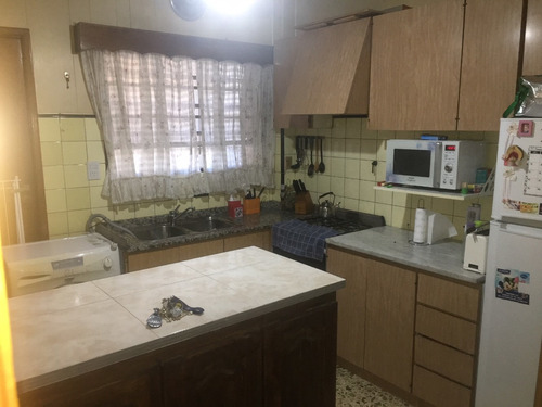 Venta Casa Para Dos Familias En Villa Adelina Parque Cisnero