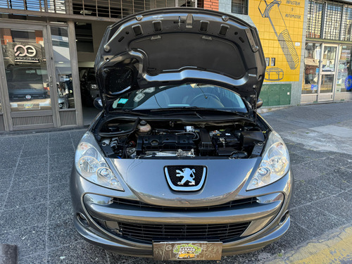 Peugeot 207 1.6 Feline 106cv