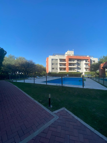 Vendo Departamento - Casonas De Manantiales - Un Dormitorio - Cochera - Xmxa