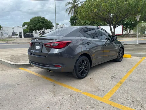 Mazda 2 Touring