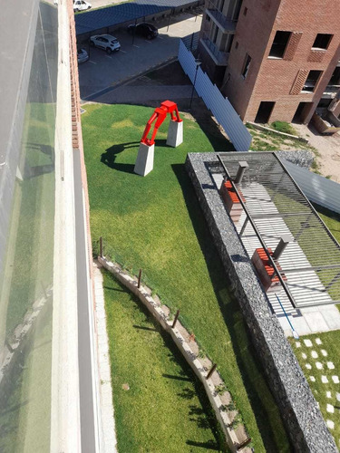 Imagen 1 de 12 de Alquiler - Pileta Y Espacios Verdes - Excelente !