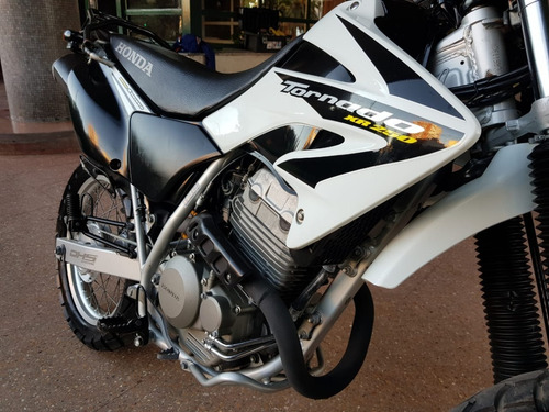 Honda Tornado