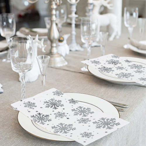 60 Servilletas De Papel Aluminio Plateado Con Copos De Nieve
