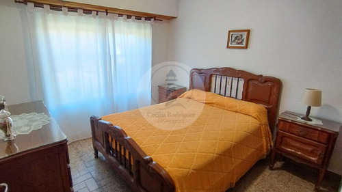 Casa Tipo Ph De 4 Amb. Al Frente A 1 Cuadra Del Mar
