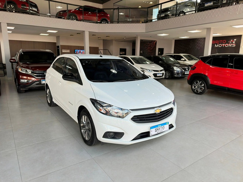 Chevrolet Onix 1.4 Advantage Aut. 5p
