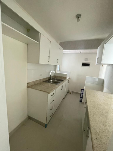 Apartamento Nuevo 2do Nivel En San Isidro 