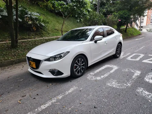Mazda 3 2.0 Touring At