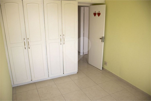 2 Dormitórios, 1 Cozinha Ampla, 1 Vaga, Em Ótima Localização No Melhor De Santos - 271-im559662