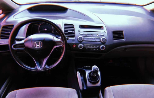 Honda Civic Lxs 1.8 2010 Full Con Llantas, 4 Lev Vidrios, Cd