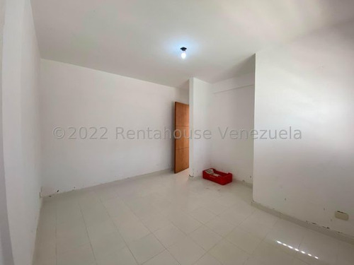 Imagen 13 de 30 de Casa En Alquiler Cabudare Intercomunal #22-27211 Zegm 0414-7907176