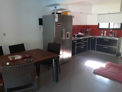 Casa Con Pileta En Complejo Casuarinas 2 En Canning