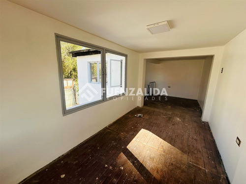 Casa En Venta De 4 Dorm. En San Miguel