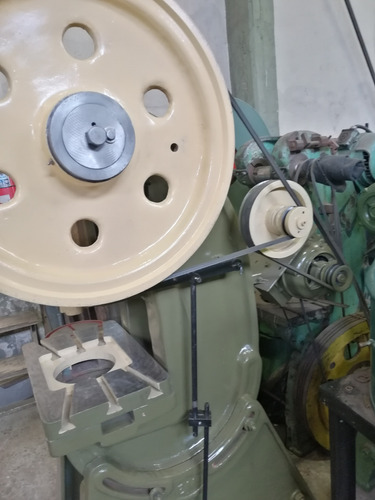 Balancín Marca Emi De 35 Tn (Usado)