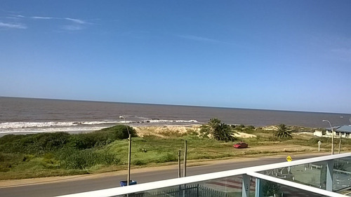 Imagen 5 de 16 de El Placer De Tener El Mar A Tus Pies !!!