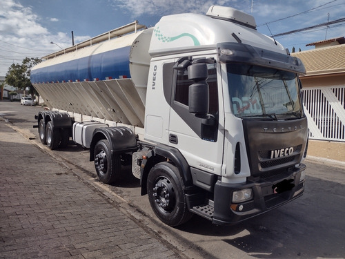 Imagem 2 de 15 de Iveco Tector 240e28 Bitruck 2013 Com Silo