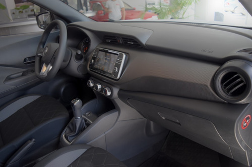 Nissan Kicks Sense Mt 2021 Blanco Nafta 1.6 Imperdible!!!