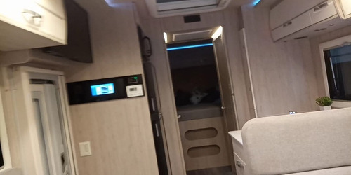 Imagen 23 de 25 de Motorhome