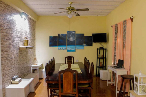 Imagen 2 de 6 de Casa 4 Ambientes Sobre Ugarteche - Próxima Ruta 8 Jose C Paz