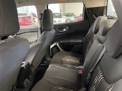 Fiat Toro 2.4 16v Freedom Flex 4x2 Aut. 4p