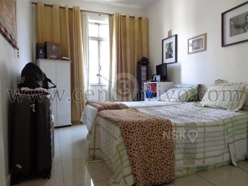 Imagem 7 de 15 de 2 Dorm. - 128m² - 1 Vaga - Dep. Emp. - Bela Vista - Ed734