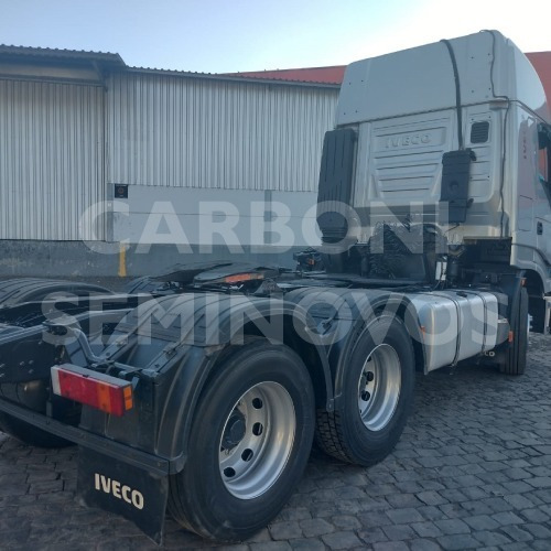 Imagem 5 de 10 de Iveco Hi Way 600s44 6x2, Ano 2017/2018