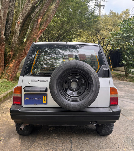Chevrolet Vitara 1.6l 97 hp