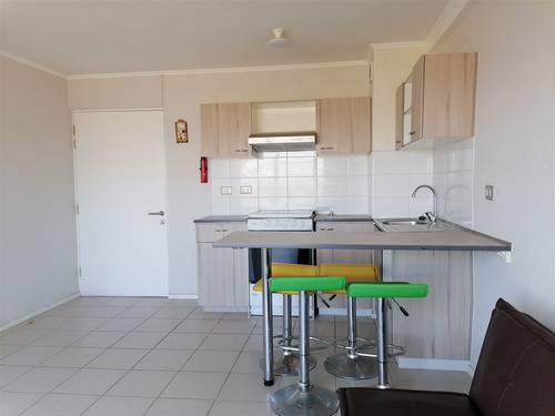 Departamento En Venta De 2 Dorm., 2 Baños En Quilpué