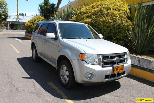 Ford Escape 3.0 XLT At 4X4