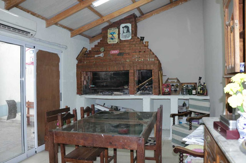 Imagen 10 de 11 de Venta De Casa En Burzaco