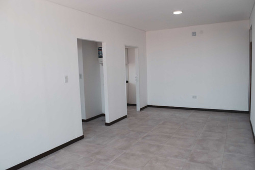 Departamento C - 1 Dormitorio Con Balcón (1º Al 6º Piso) - ¡a Estrenar!